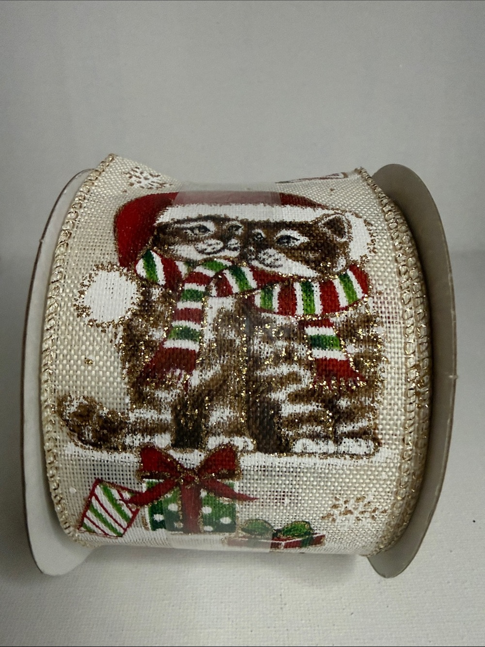Red & Green Cat Gift Ribbon Garland - Picture 5 of 6